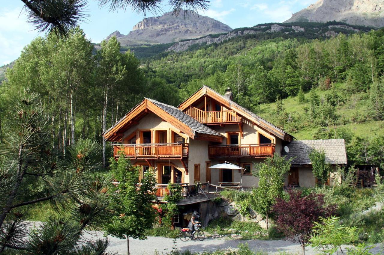 La Paille Bed & Breakfast Pelvoux Екстериор снимка