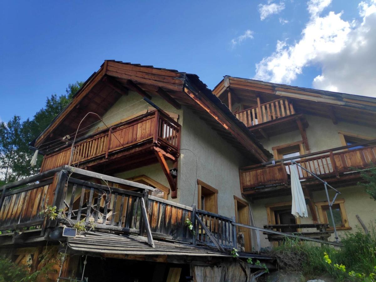 La Paille Bed & Breakfast Pelvoux Екстериор снимка