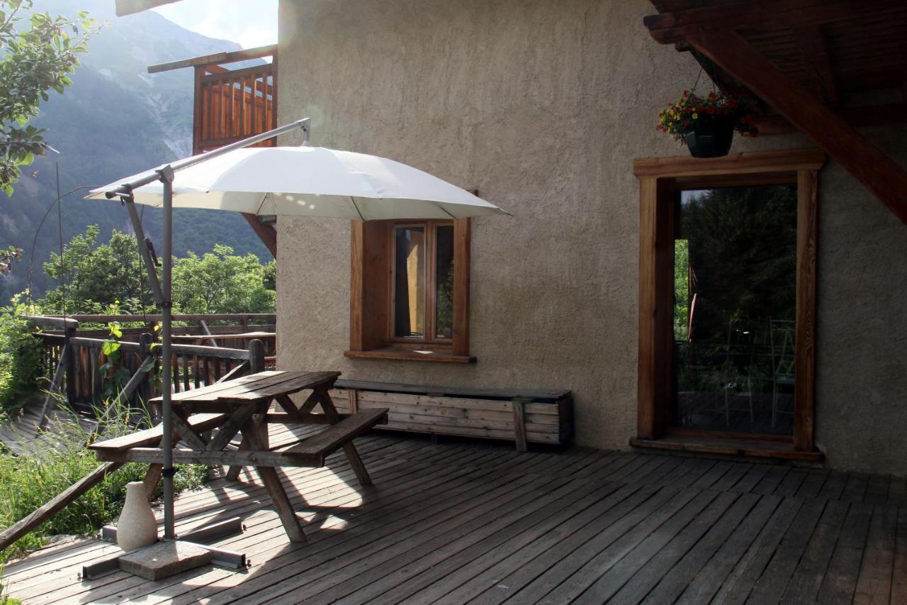 La Paille Bed & Breakfast Pelvoux Екстериор снимка